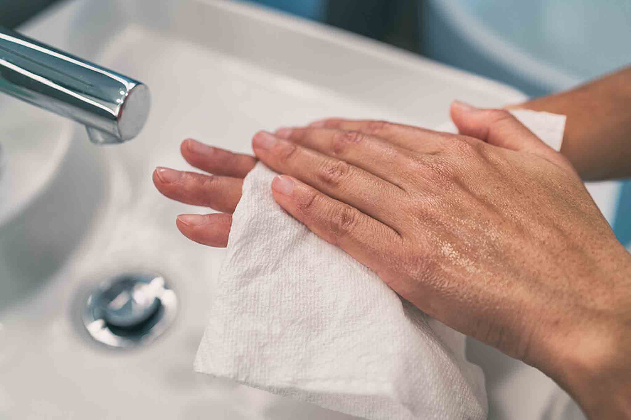 Should You Use a Dish Rag or Paper Towel to Wipe Down Kitchen Countertops?