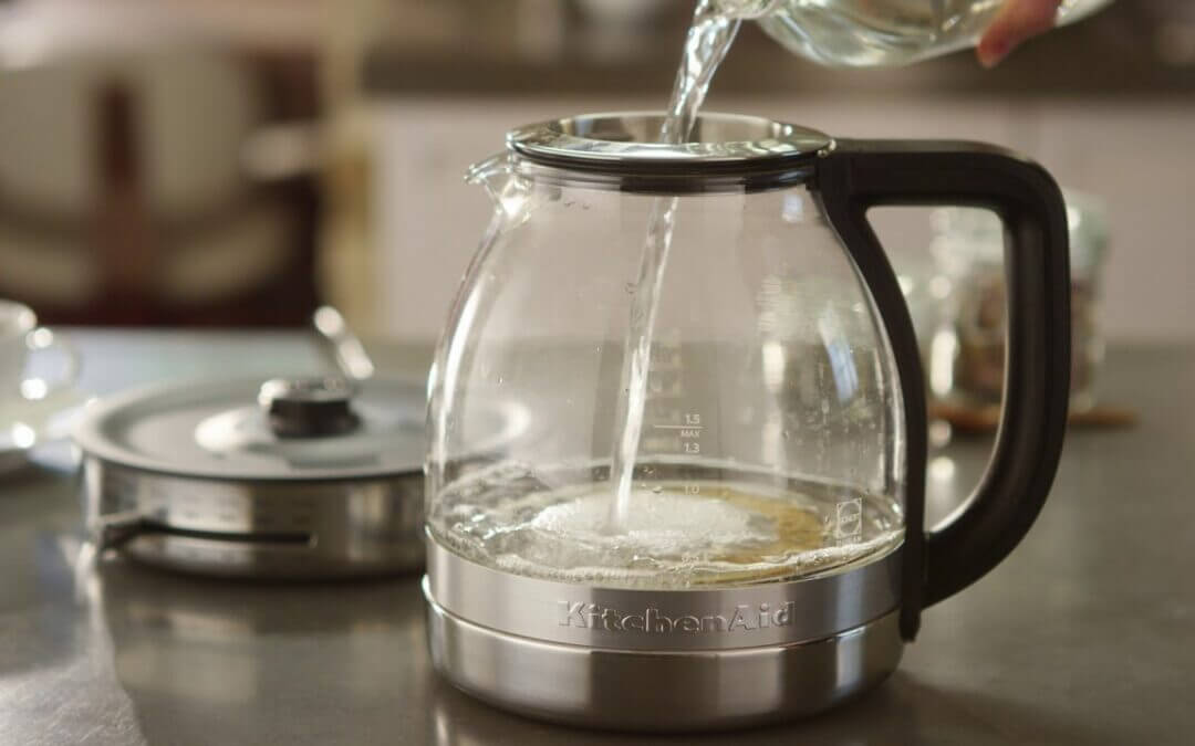 How-to-Clean-and-Descale-Your-Electric-Kettle-1080x675