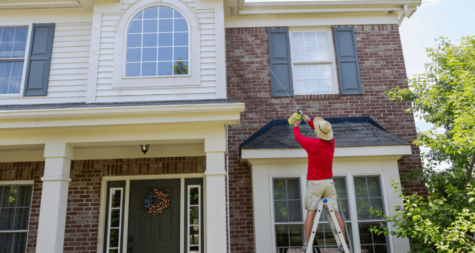 how-to-clean-the-outside-of-your-house-980x523